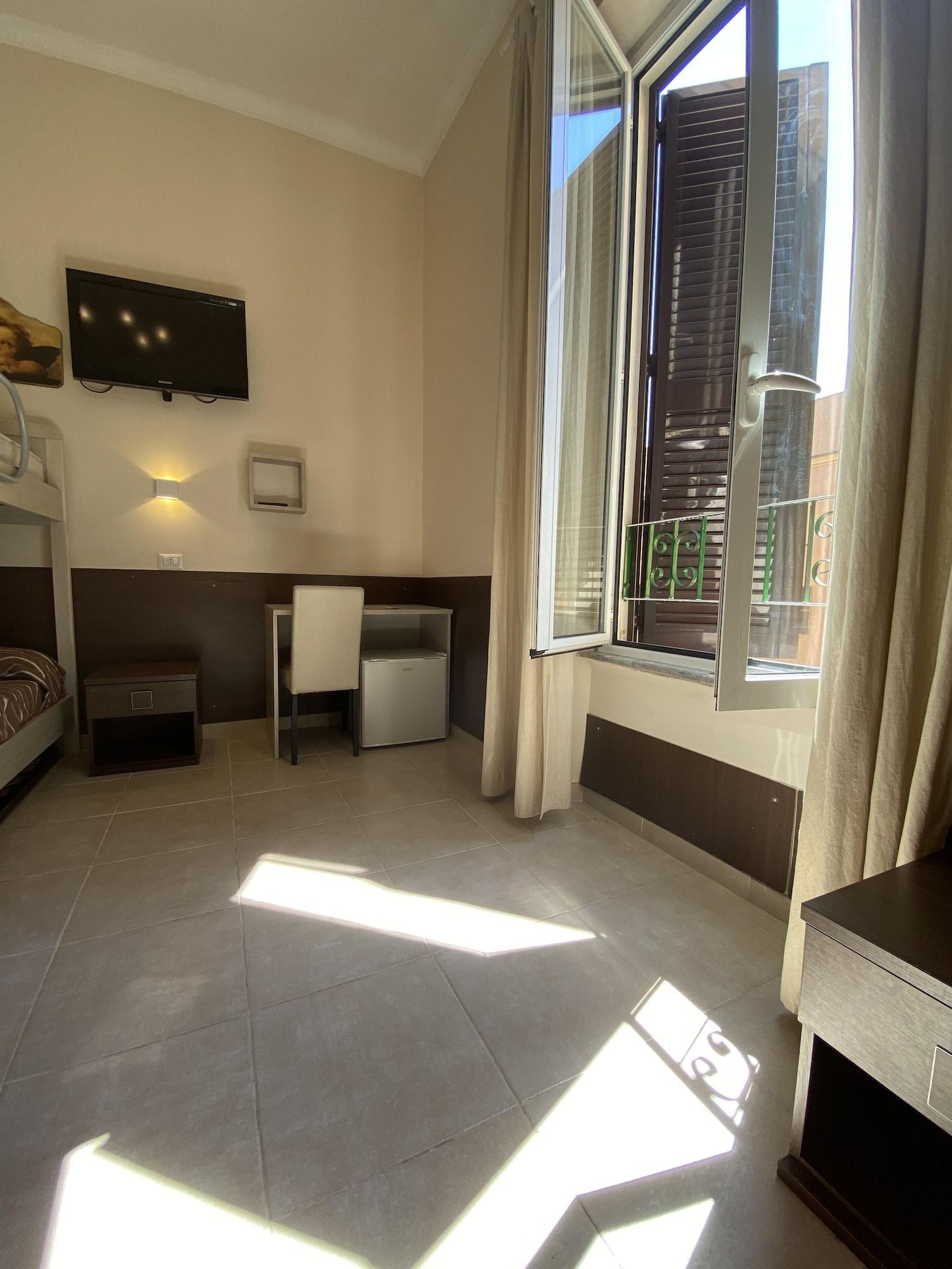 Evergreen Rome Bagian luar foto