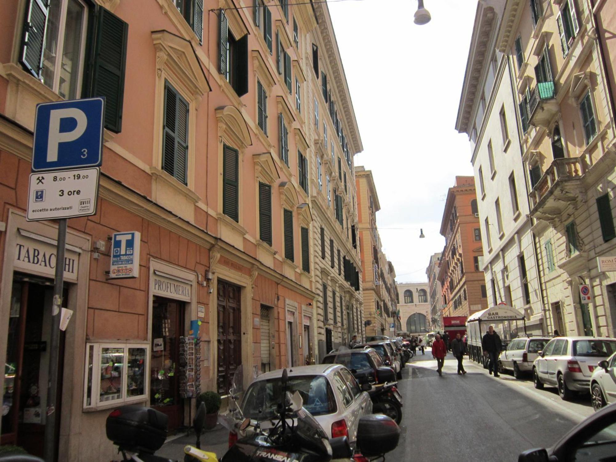 Evergreen Rome Bagian luar foto