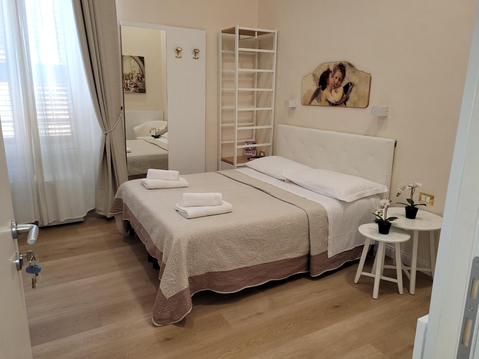 Evergreen Rome Bagian luar foto