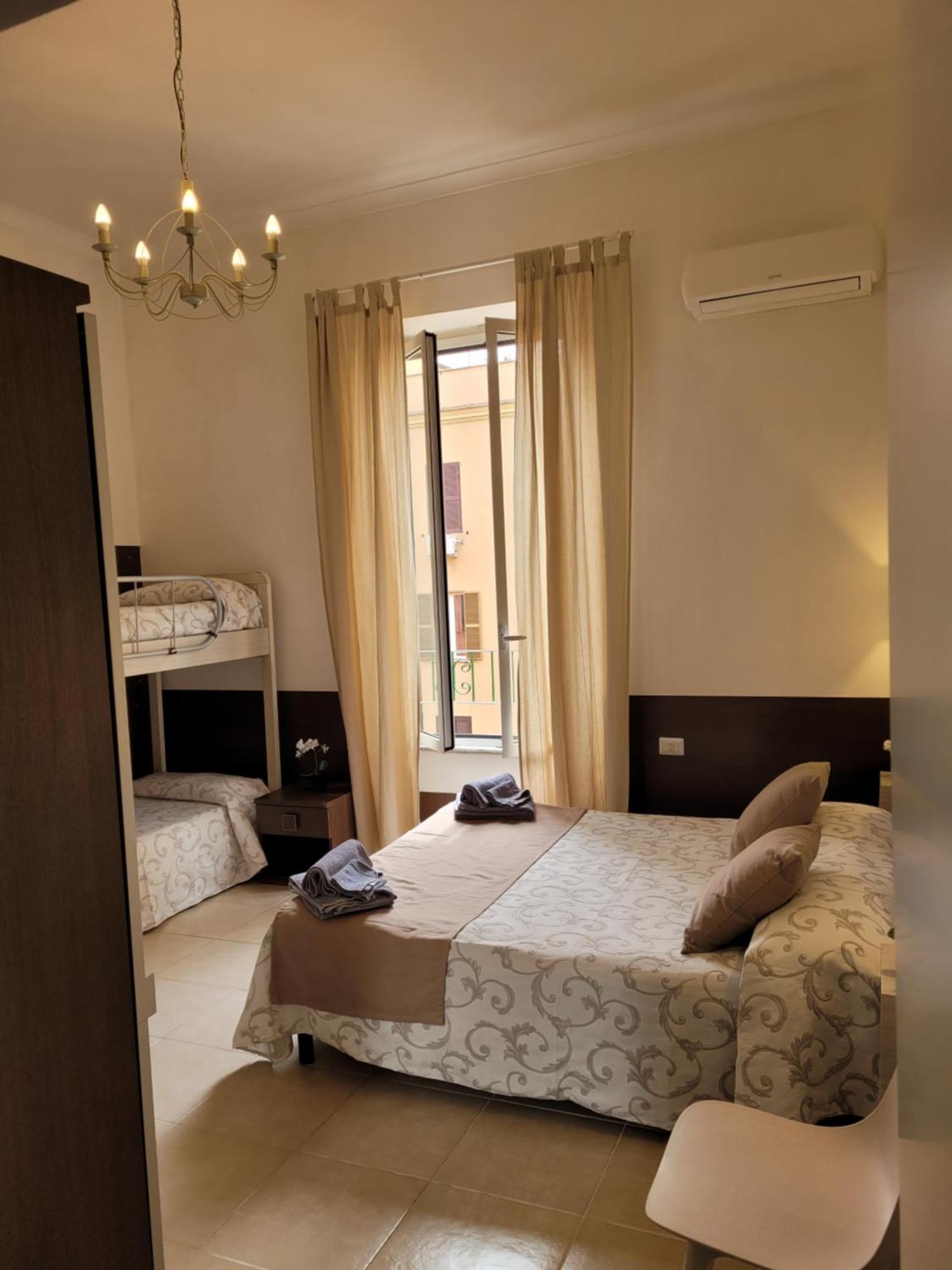 Evergreen Rome Bagian luar foto